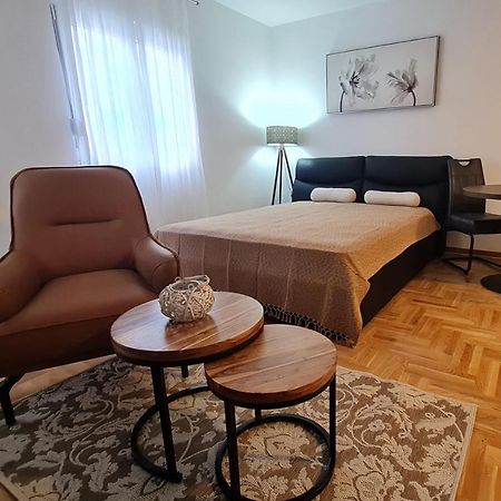 Apartman Tim Lux 1 Vrnjačka Banja Eksteriør billede