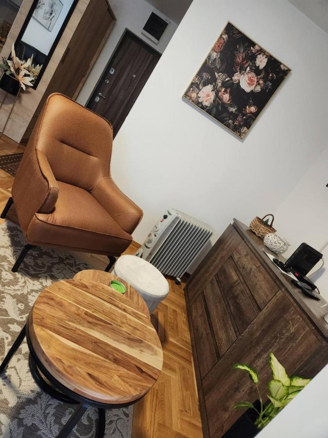 Apartman Tim Lux 1 Vrnjačka Banja Eksteriør billede
