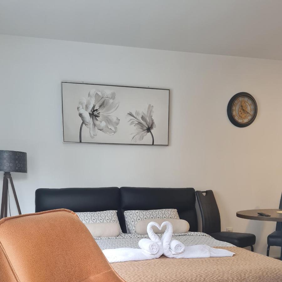 Apartman Tim Lux 1 Vrnjačka Banja Eksteriør billede